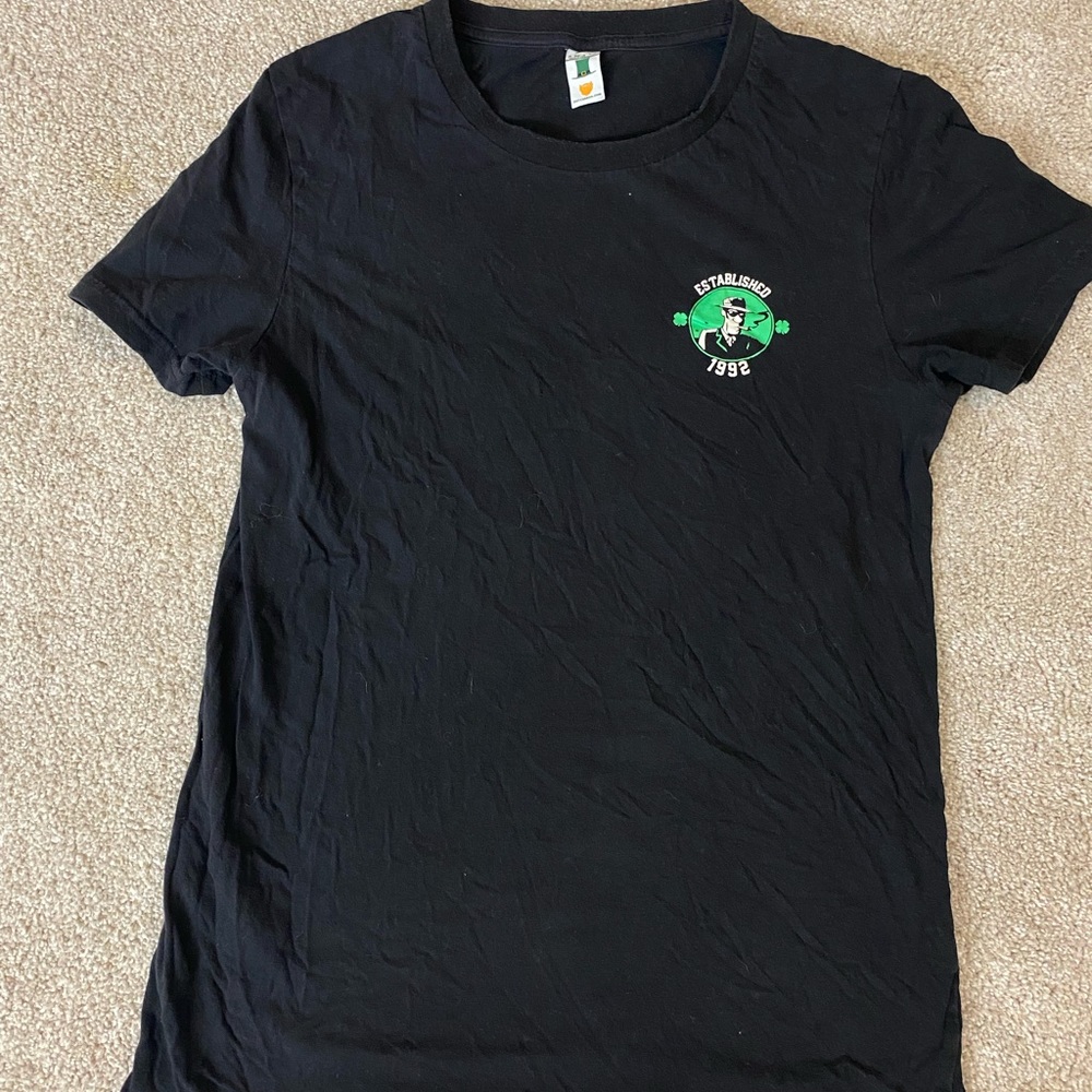 Woman’s small dutch Bros tshirt